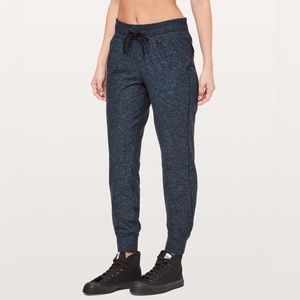 Lululemon Ready to Rulu High Rise Jogger (Navy/Black)